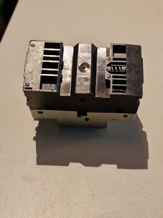 Telemecanique Motorschutzschalter GV2-M20 motor circuit breaker 13-18A4