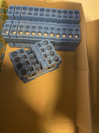 16x Phoenix Contact ST 16 BU Durchgangsreihenklemme 3036152 Zugfeder Blau Neu1
