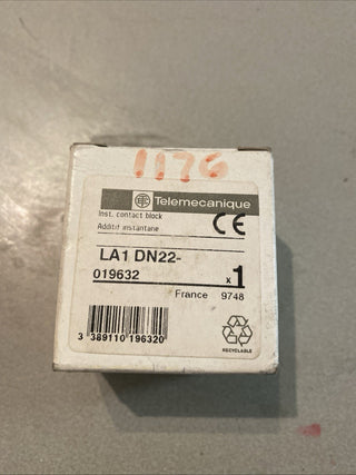 Telemecanique LA1 DN22 Hilfskontaktblock (2 NO / 2 NC) – NEU & OVP