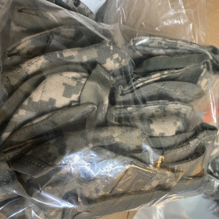 10x US Army MOLLE II Handgranaten Tasche ACU UCP – gebrauchter Zustand11