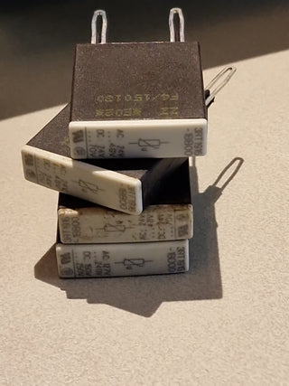 4xSIEMENS 3RT1916-1BB004