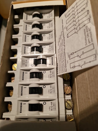 10x Siemens Leitungsschutzschalter 5SN1 NG 4A LS-Schalter Sicherungsautomat Neu1