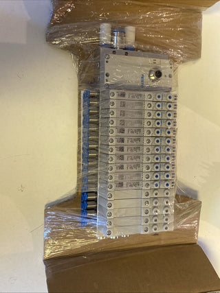 Festo Ventilinsel VTUG-14-VRPT-S8-B1T-Q10-UL-Q6S-E3J5EJE5L  Neu8