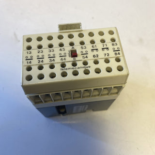 Telemecanique CA2-FN162 Hilfsschütz / Steuerrelais (6 NO / 2 NC) – Unbenutzt4