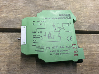 Honeywell MCE1 Schwellwertschalter – Signalkonversionsrelais 24V – Gebraucht0