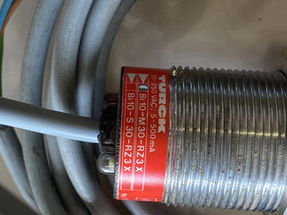 Turck BI10-M30-RZ3X Induktiver Sensor M30 2-Leiter Öffner AC/DC – Gebraucht6