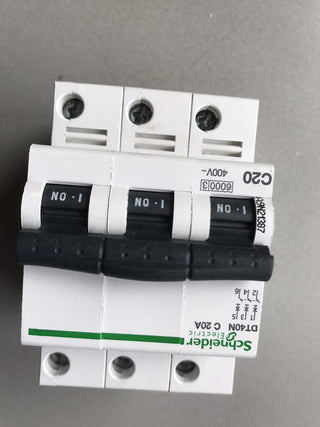 Schneider Electric Acti9 iDPN DT40N – Leitungsschutzschalter 3P 20A C 10kA (A9N24