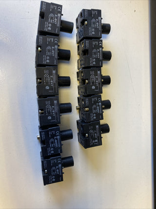 11x Telemecanique Leuchtmittelfassung Z..-BV7 body for pilot light BA9s 130V9