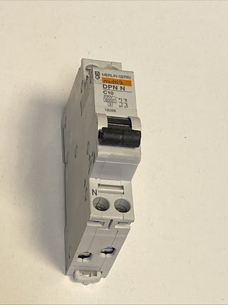 Merlin Gerin Multi 9 - DPN N 19266 - 10A Typ C Doppelpoliger Leitungsschutzschal0