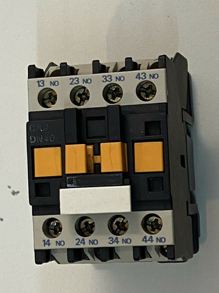 Telemecanique CA2DN40 Hilfsschütz mit LA4DA1U Überspannungsbegrenzer gebraucht0