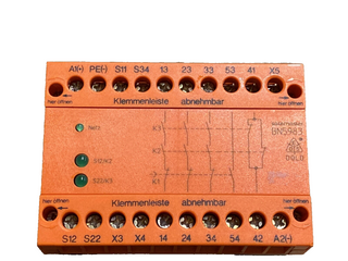 DOLD SAFEMASTER BN 5983.53 – Sicherheitsrelais 230V AC2