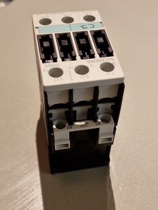 Siemens 3RT1023-1A..0 E05 + 3RT19626-1CD002