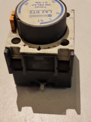 Telemecanique LA2 DT2 Zeitverzögerungsblock Hilfskontaktblock 0,1-30s Gebraucht1