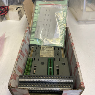 Saia Burgess PCD4.C130 | Busmodul / Koppler für PCD4-Serie | NEU & OVP3