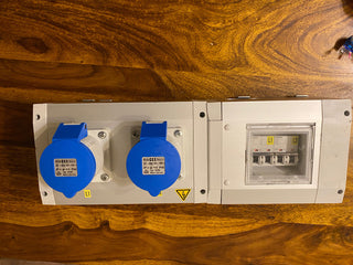 Siemens BD01 Abgangskasten mit 32A CEE Steckdose | Gebraucht0