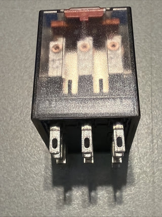 4xTE Connectivity PT370024 Miniatur-Leistungsrelais | 24V DC | 3 Wechsler | 10A4