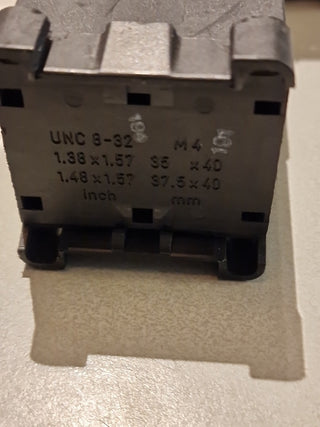 Siemens 3TF2001-0JB4 Schütz 4kW 400V 17–30V DC – 5x geb4