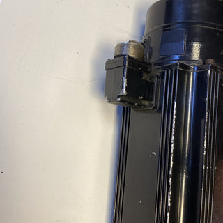 Indramat MAC090C-0-GD-4-C/110-B-1/WA611XX AC-Servomotor10