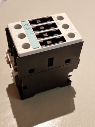Siemens 3RT1023-1A..0 E05 + 3RT19626-1CD001