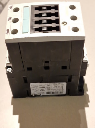 Siemens SIRIUS Leistungsschütz 3RT1034-1BB40 (Gebraucht)1