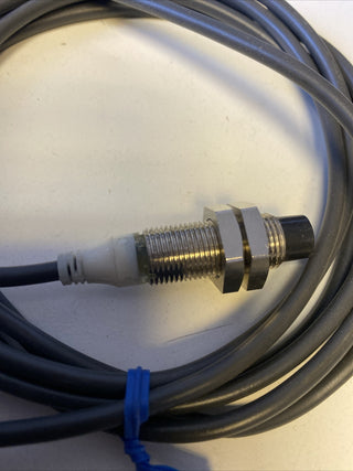 Omron E2A-M12KN08-WP-B1 Induktiver Näherungssensor – NEU6