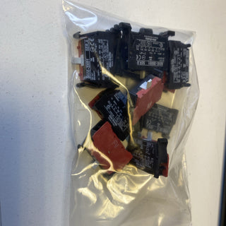 800E-3X01 ALLEN-BRADLEY  Kontaktblock mit Schraubklemmen.5