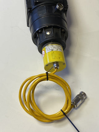 INDRAMAT MAC090B-0-PD-3-C/110-B-1/S005 +STEGMANN AG661054096X4096 SSI15