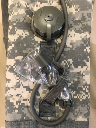 US-Army, NEUER Molle II Trinksystemträger, mit 3L, 100oz.4