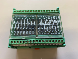 PHOENIX CONTACT EM 4-DI0 32M/LP 29547851