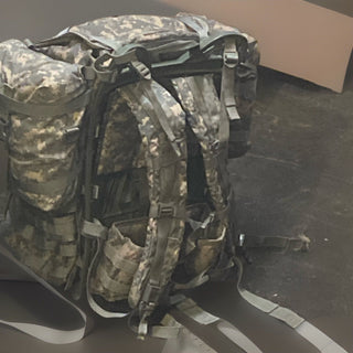 US ARMY MOLLE II RUCKSACK ACU,  + Gratis Bauchtasche, + Ein Zufall Pouch in ACU19