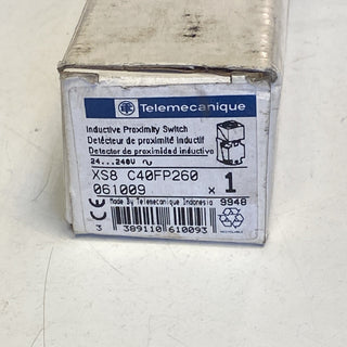Telemecanique XS8C40FP260 Induktiver Näherungssensor – OVP1