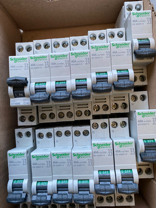 Schneider Leistungsschalter - DT40N - 1P + N - 40A - Neu4