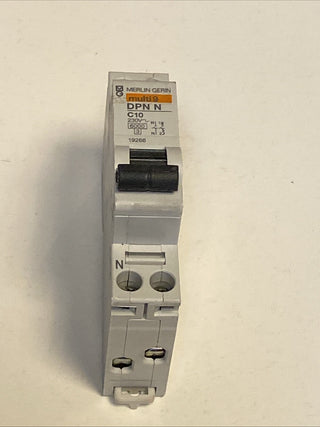 Merlin Gerin Multi 9 - DPN N 19266 - 10A Typ C Doppelpoliger Leitungsschutzschal1