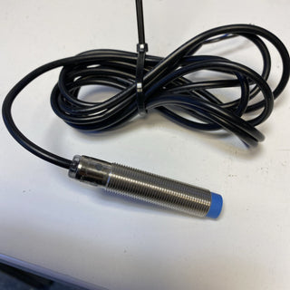 SICK IME12 M12 Näherungssensor Induktiv, Gewinderohr 4 mm PNP 10 → 30 VDC / 2000