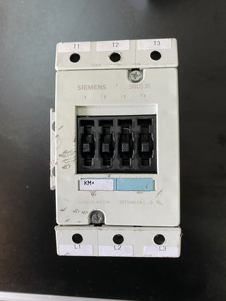 Siemens SIRIUS Leistungsschütz 3RT1045-1AF00 | Baugröße S3 | 110V AC | Gebraucht1