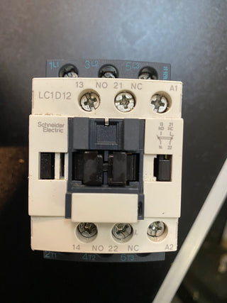 Schneider Electric LC1D12P7 Leistungsschütz | 230V AC | 12A (Motor) / 25A (AC-1)1