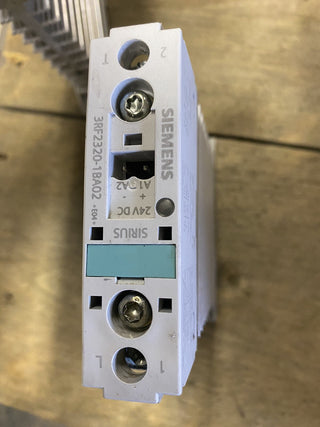 2x Siemens SIRIUS 3RF2320-1BA02 3RF2 320-1BA021