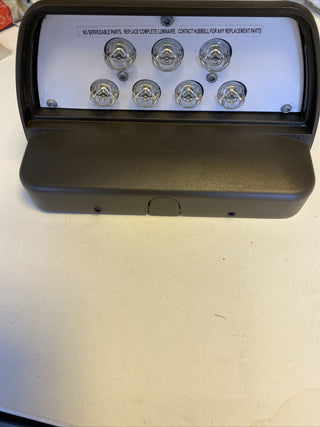 NEU Hubbell LNC-7LU-5K-4-1-PC1/PCU LED Wandleuchte Außenbereich 17W 5000K 1557lm6