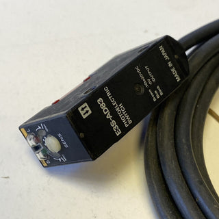 Omron E3S-A Kubisch Optischer Sensor, Diffus, Bereich 100 mm, PNP Ausgang, Ansch2