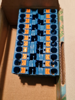 11x Phoenix Contact 2252890 PT 61