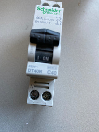 Schneider Leistungsschalter - DT40N - 1P + N - 40A - Neu1