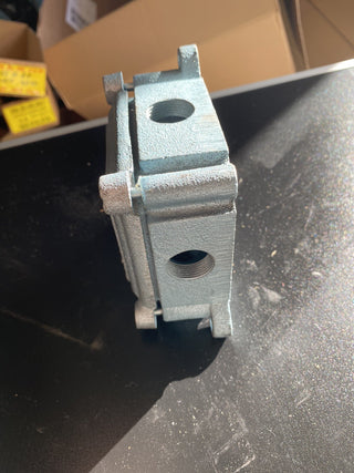 30er Jahre Abzweigdose aus Aluminium, eckig  Stromverteiler Kasten5