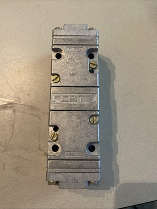 NEU Festo CJ-5/2-1/2 Pneumatikventil 5815 Impulsventil G1/2
