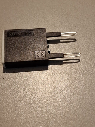 4xSIEMENS 3RT1916-1BB000