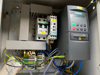 Siemens Frequenzumrichter Micromaster 420 IM STEUERKASTEN 4