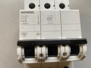Siemens 5SJ63 C40 – 3‑poliger Leitungsschutzschalter 400 V – MCB C40A1