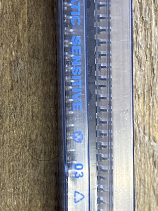 FAIRCHILD SEMICONDUCTOR ADI-0098-02, Lot von 25 Chips3