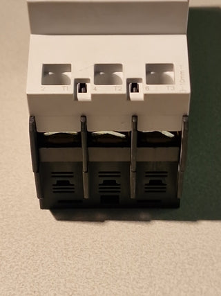 1x Omron J7MN-3P-2E5 Motorschutzschalter 1,6-2,5A 400V Schalter gebraucht5