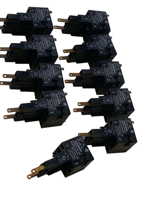 10x Siemens 3SB2304-2A Lampenfassung mit Halter | W2x4,6d | 16mm | Neu: Sonstige5