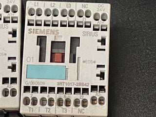 Siemens SIRIUS Leistungsschütz 3RT1017-2BB42 | S00 | 5,5kW | 24V DC | Gebraucht0